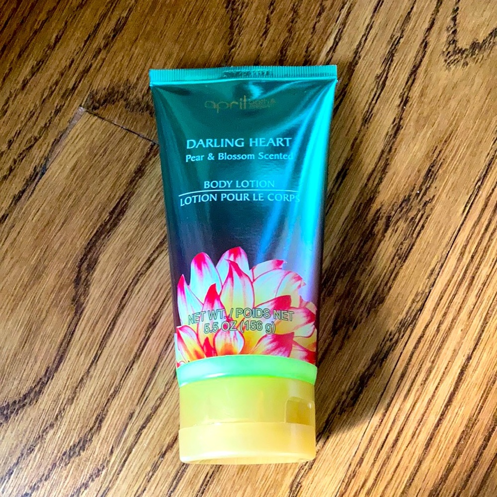 Pear and Blossom Scented Body Lotion